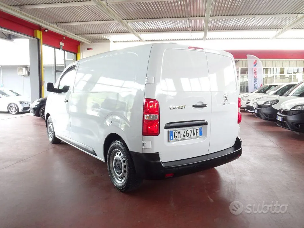 Peugeot Expert 2023 photo 5