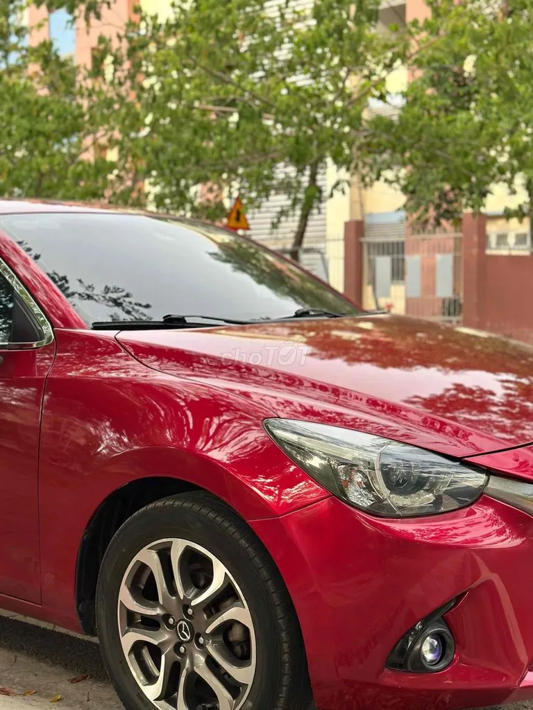 Mazda 2 2015 photo 5