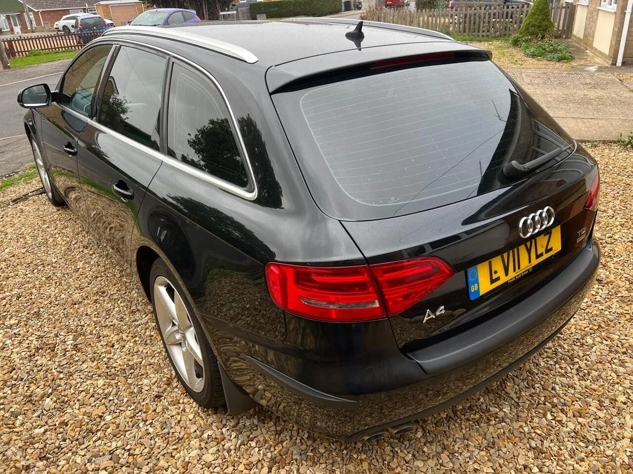 Audi A4 Avant 2011 photo 5
