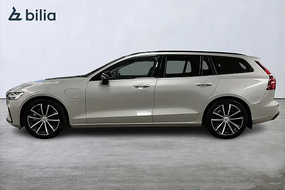 Volvo V60 2025 photo 3