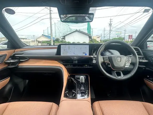 Toyota Crown Sport 2025 photo 3