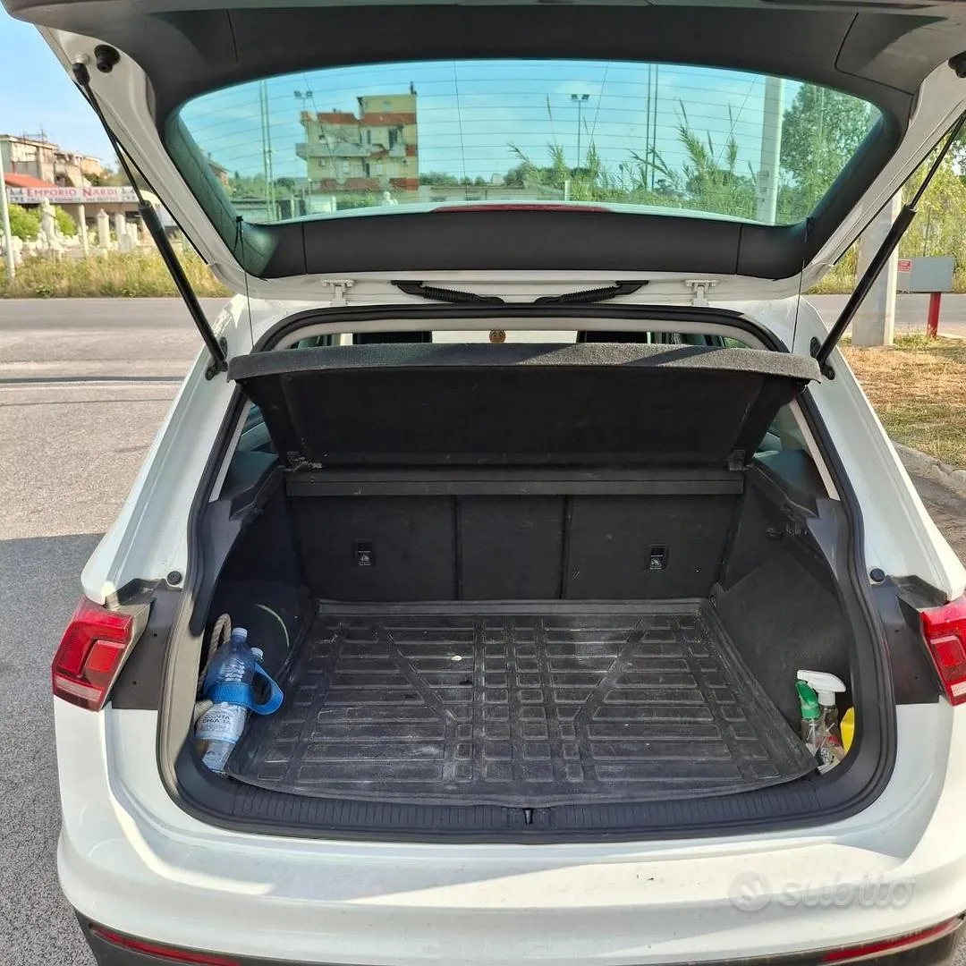Volkswagen Tiguan 2023 photo 2