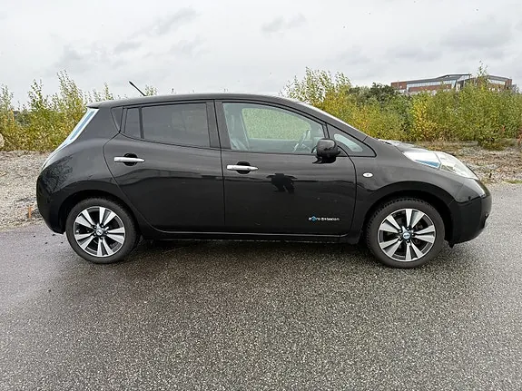 Nissan Leaf 2013 photo 3