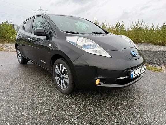 Nissan Leaf 2013 photo 2