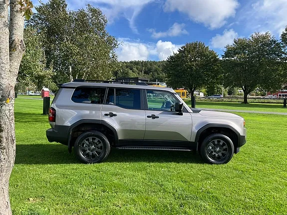 Toyota Land Cruiser 2025 photo 5