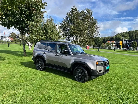 Toyota Land Cruiser 2025 photo 3