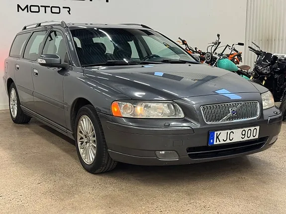 Volvo V70 2007 photo 2