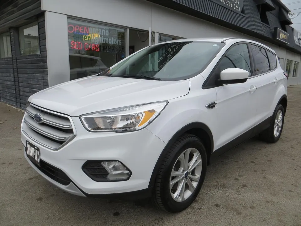 Ford Escape 2019 photo 2