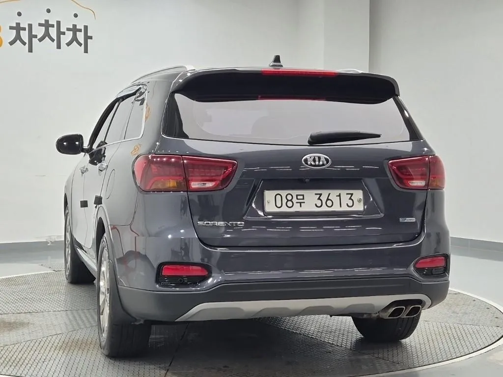 Kia Sorento 2018 photo 2