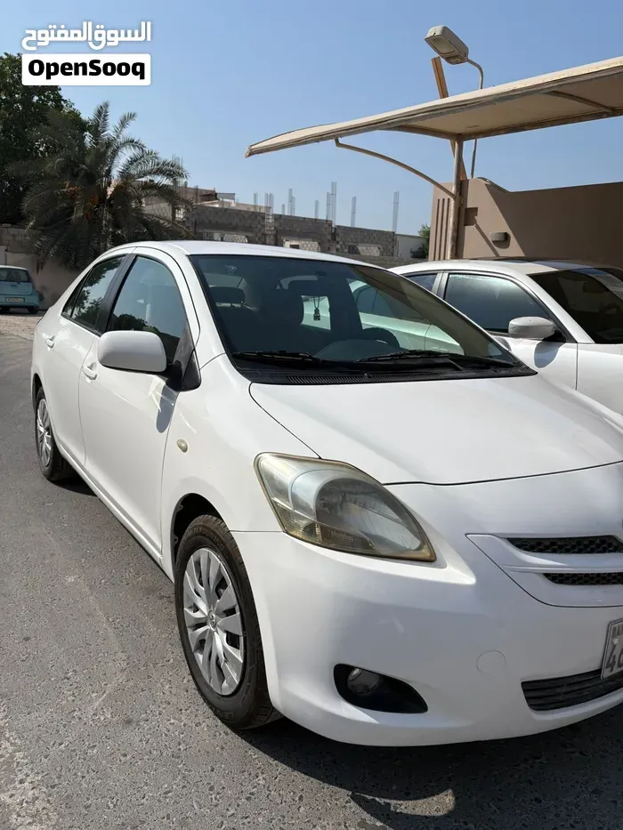 Toyota Yaris 2007 photo 2