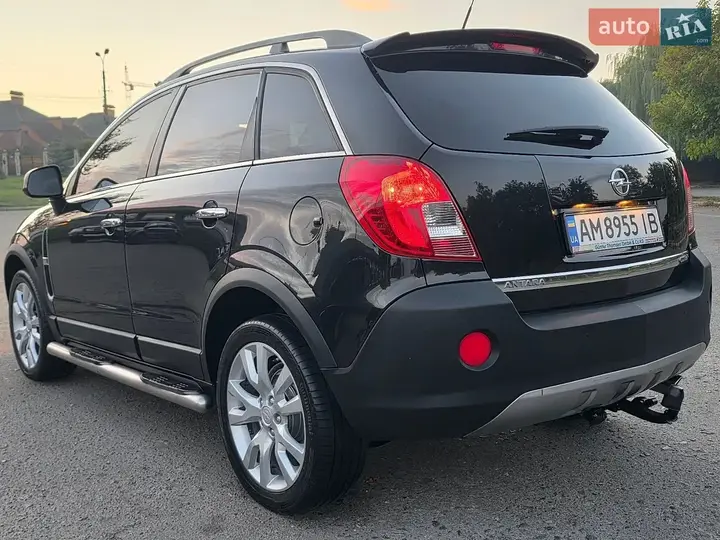 Opel Antara 2012 photo 4
