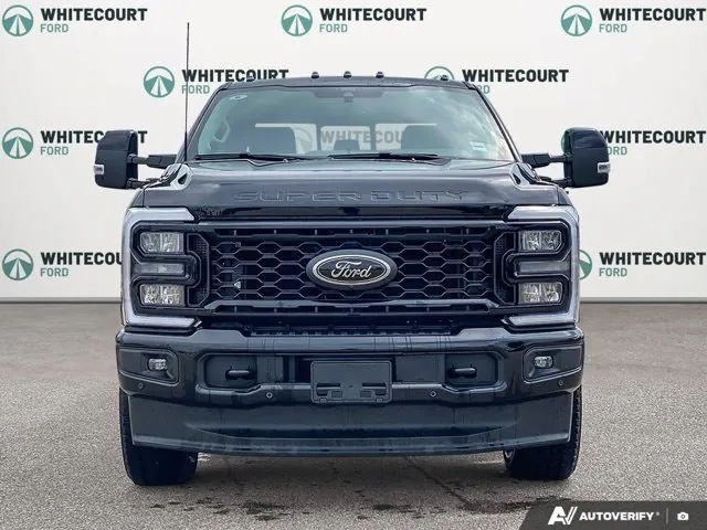 Ford Super Duty F-350 2026 photo 3