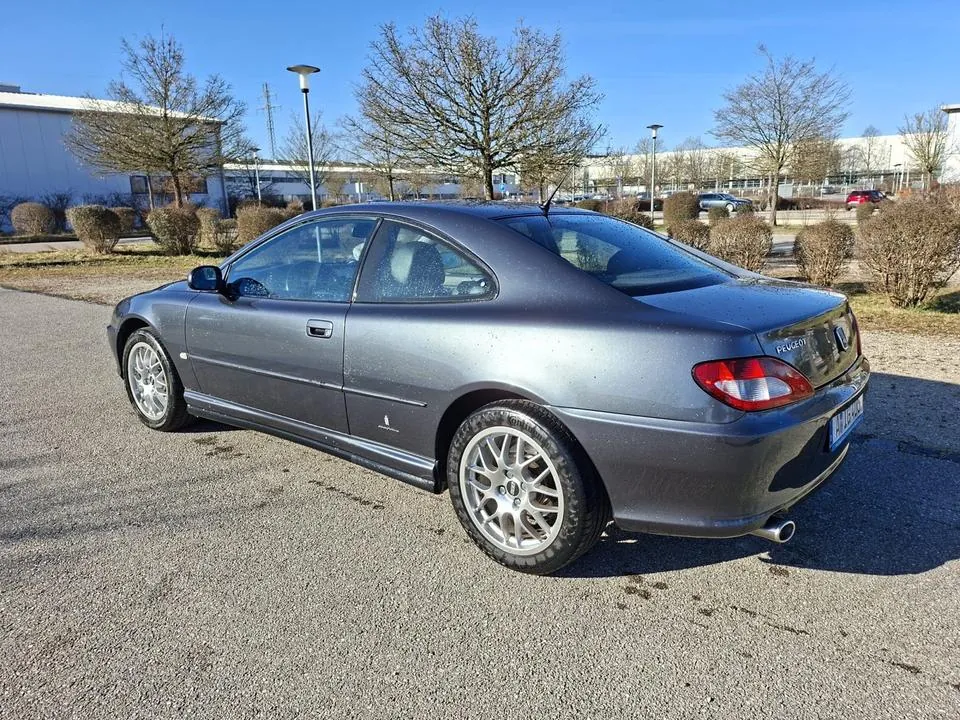 Peugeot 406