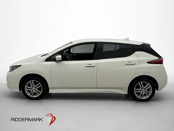 Nissan Leaf 2023 photo 5