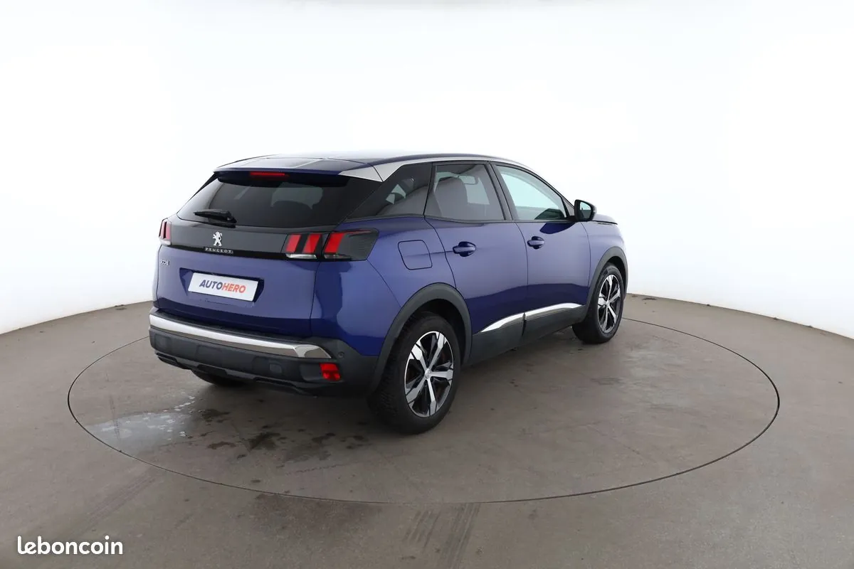 Peugeot 3008 2019 photo 3