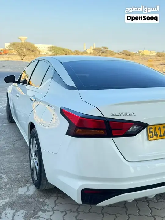 Nissan Altima 2021 photo 4