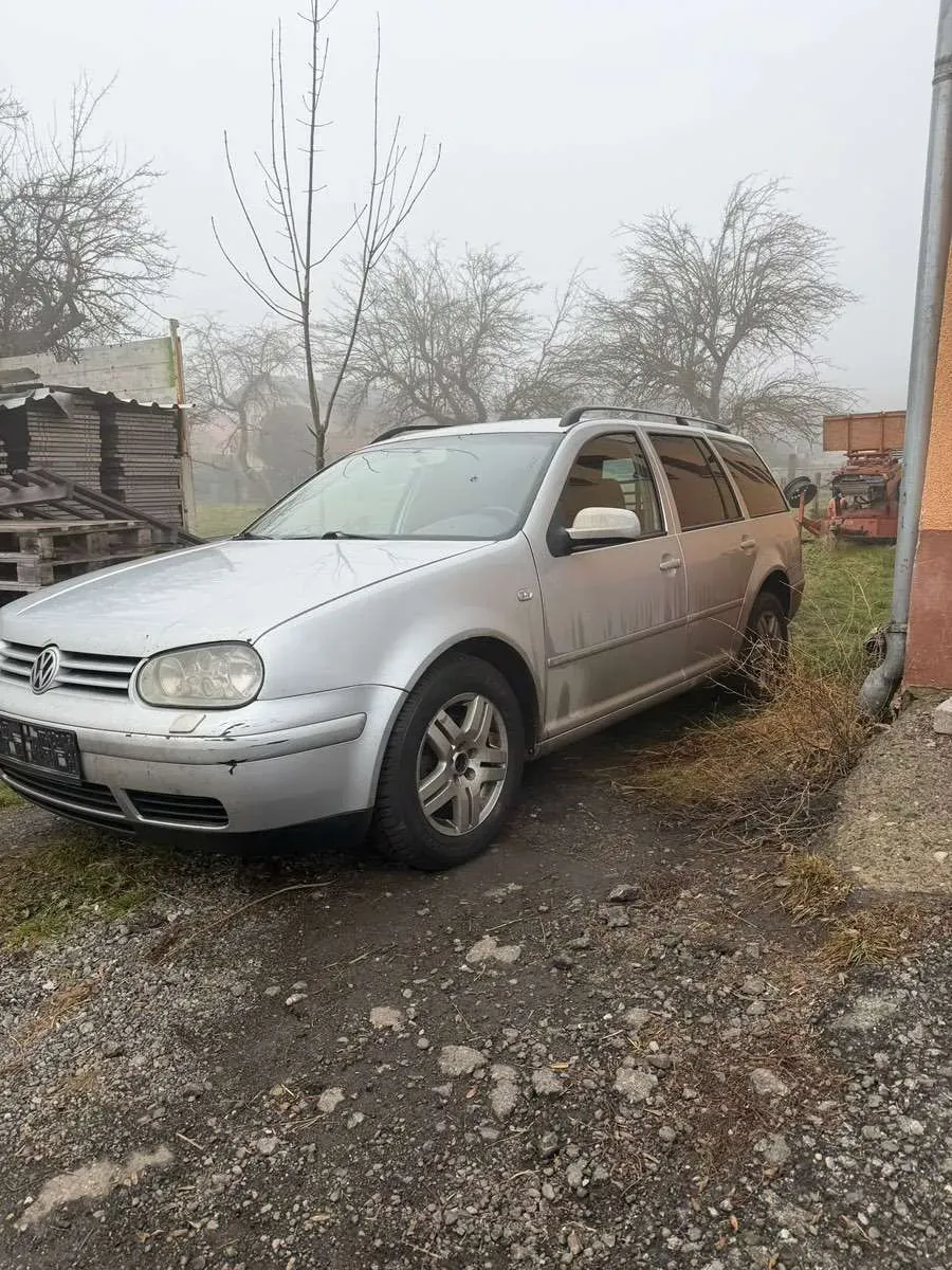 Volkswagen Golf 2001 photo 3