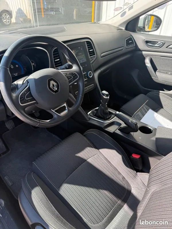 Renault Megane 2016 photo 3