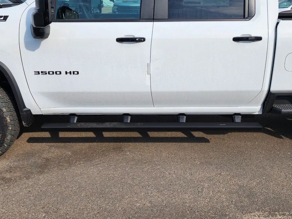 Chevrolet Silverado 3500Hd 2026 photo 4