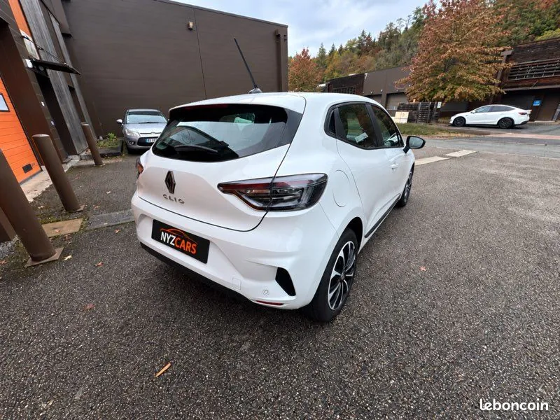 Renault Clio 2023 photo 5