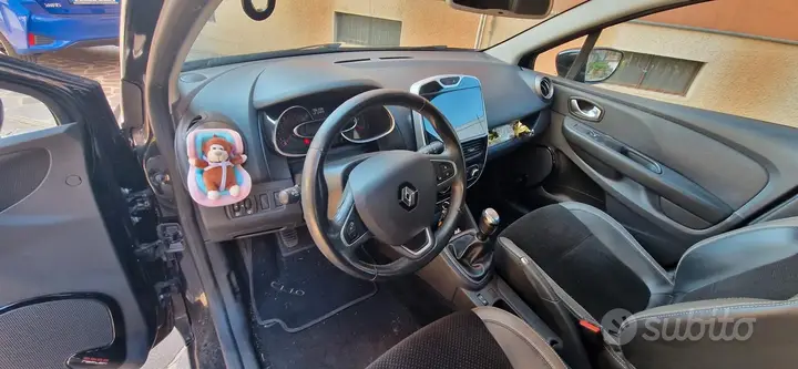 Renault Clio 2018 photo 3