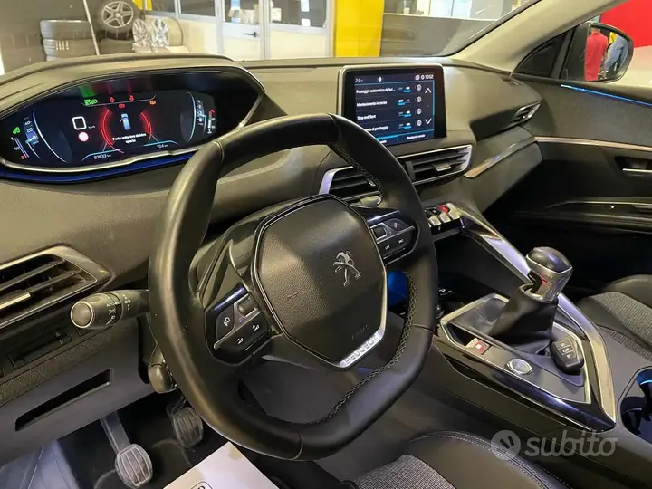 Peugeot 5008 2017 photo 4