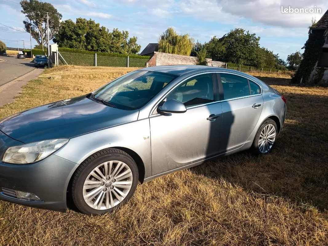 Opel Insignia 2012 photo 2