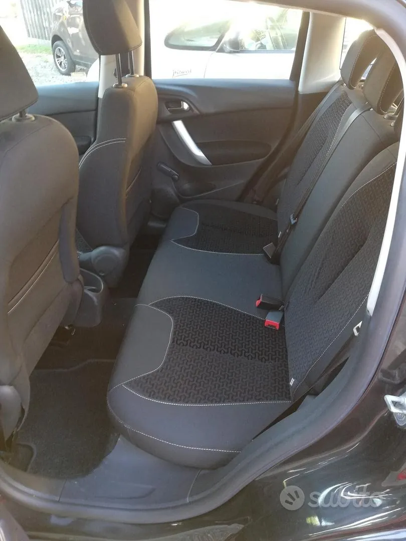 Citroen C3 2010 photo 4