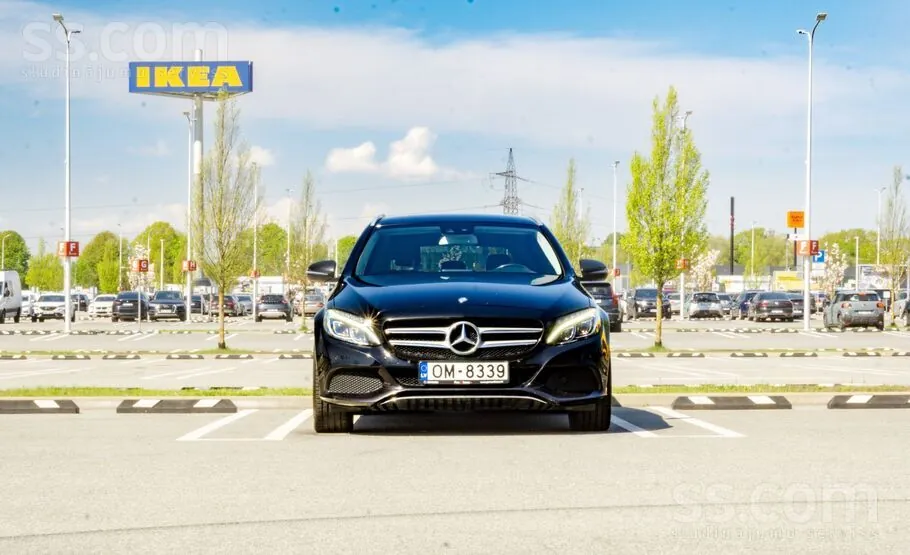 Mercedes-Benz C350 2015 photo 3