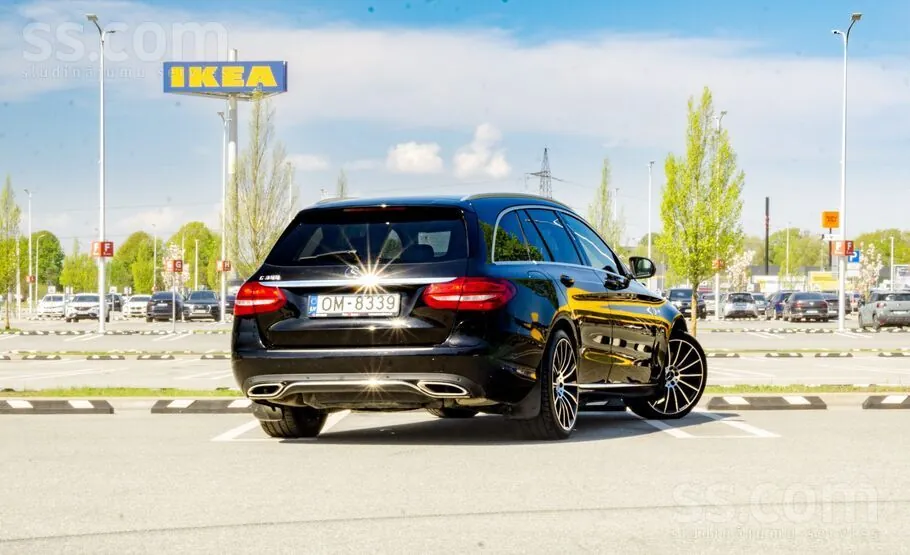 Mercedes-Benz C350 2015 photo 5