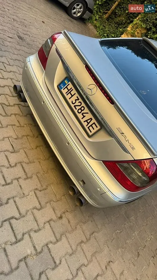 Mercedes-Benz E-Class 2004 photo 5