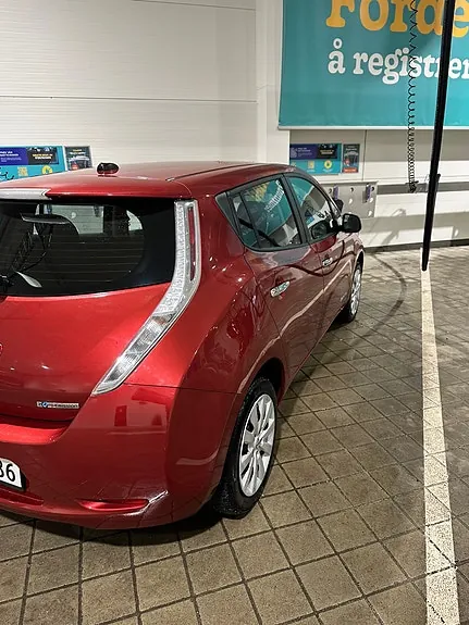 Nissan Leaf 2015 photo 3