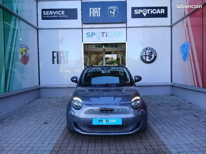 Fiat 500C 2023 photo 2