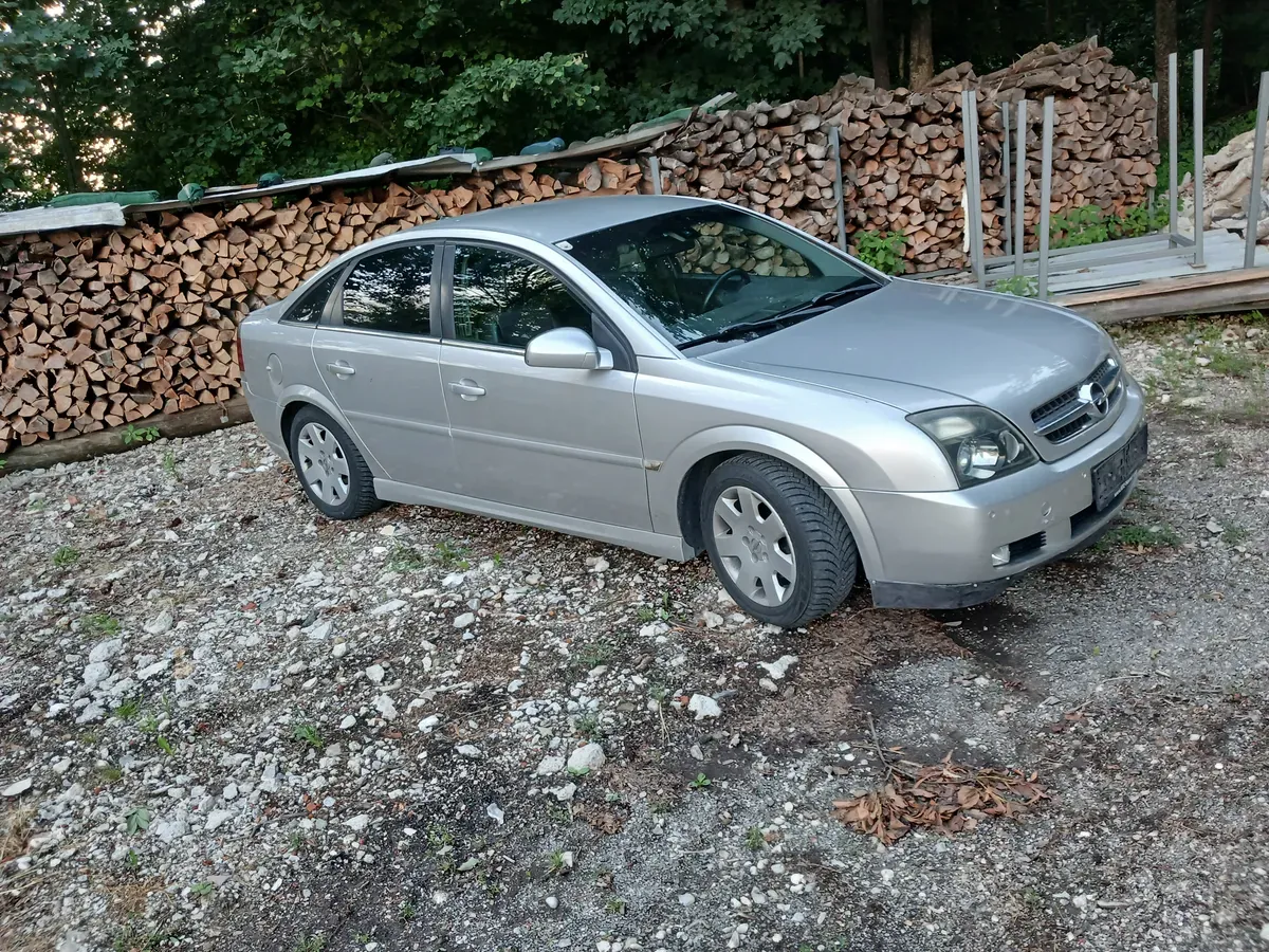 Opel Vectra 2004 photo 3