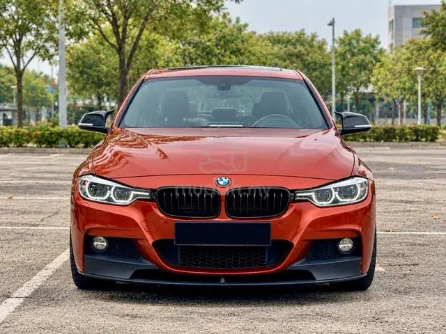 BMW 330E