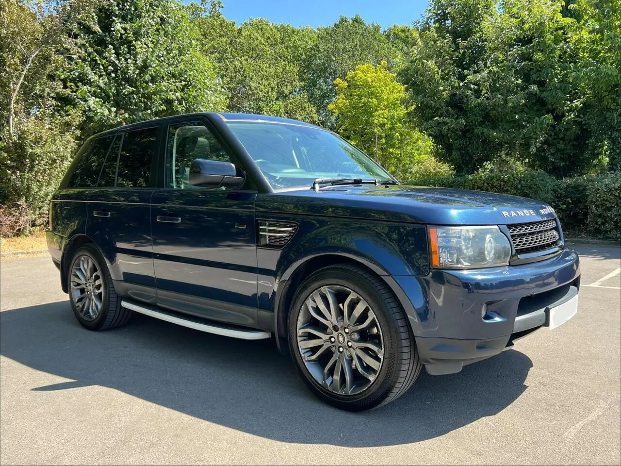 Land Rover Range Rover Sport 2012 photo 2