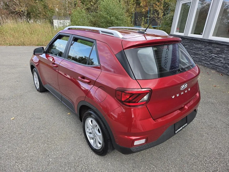 Hyundai Venue 2025 photo 3