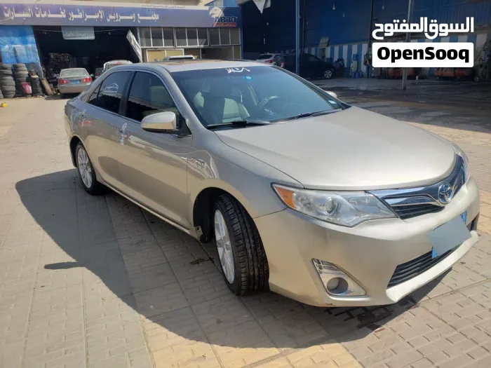 Toyota Camry 2014 photo 2