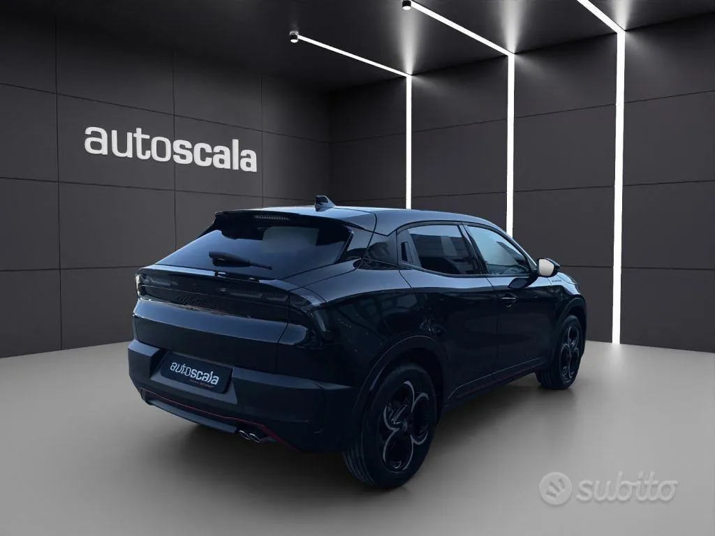 Alfa Romeo Junior 2025 photo 5