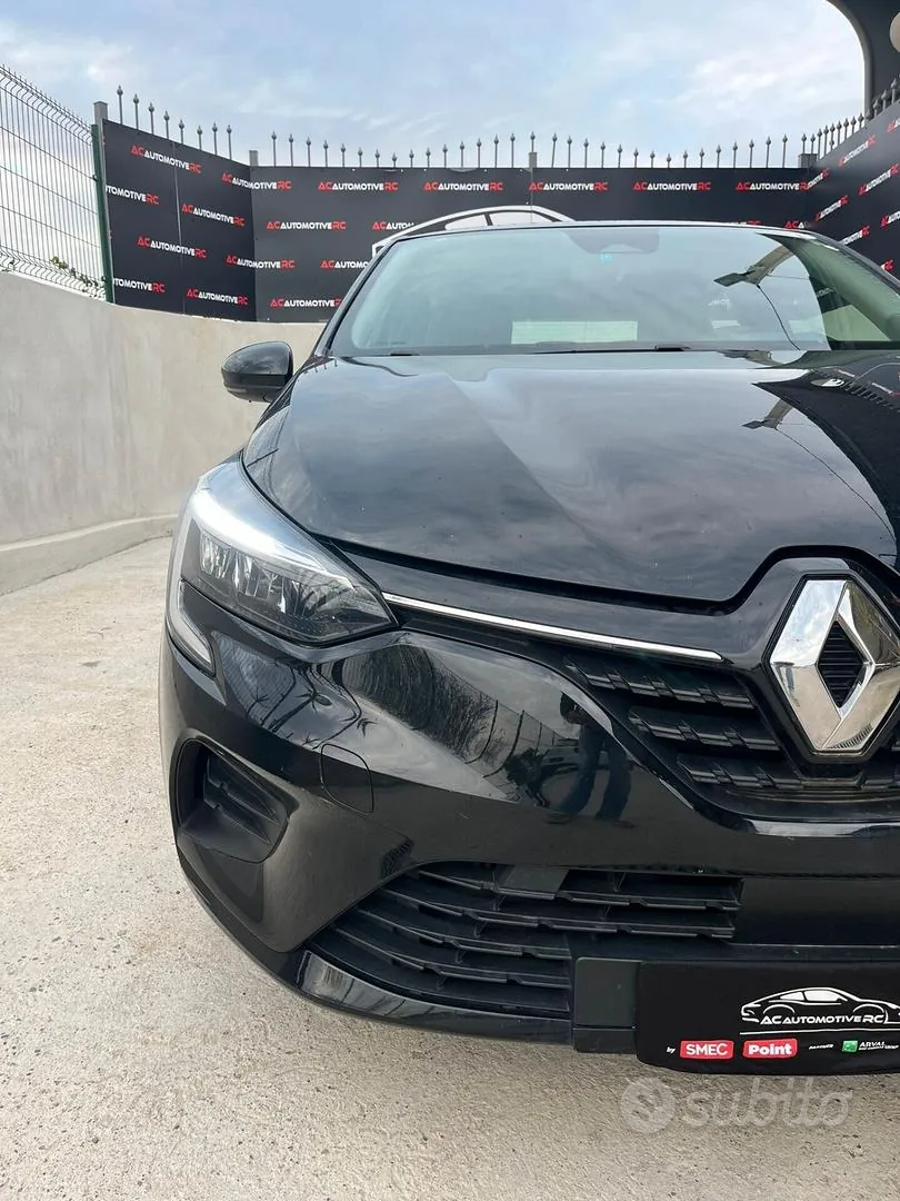 Renault Clio 2021 photo 2