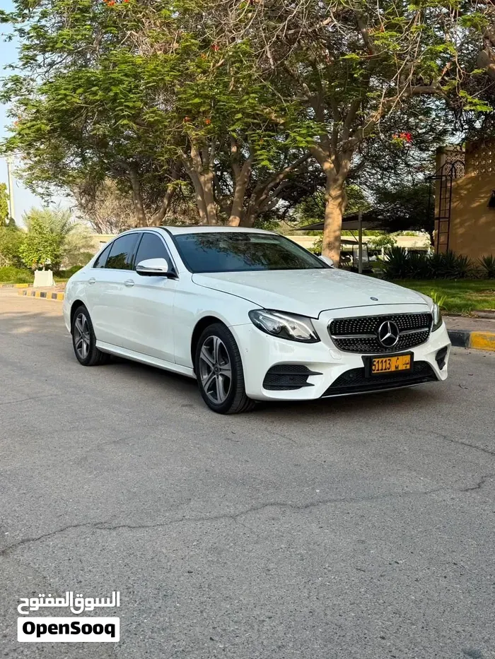 Mercedes-Benz E 300