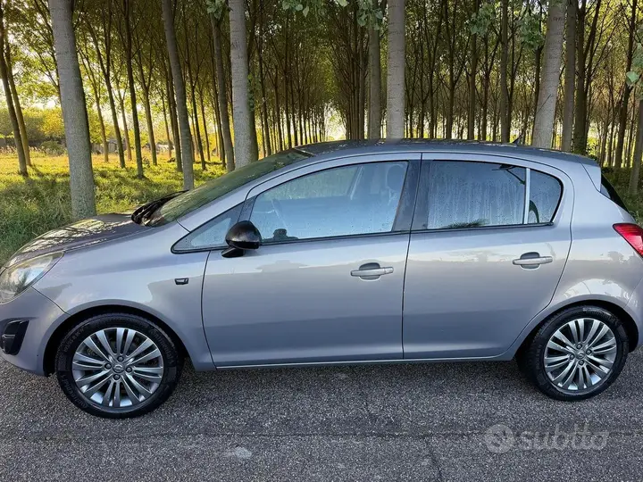 Opel Corsa 2013 photo 3