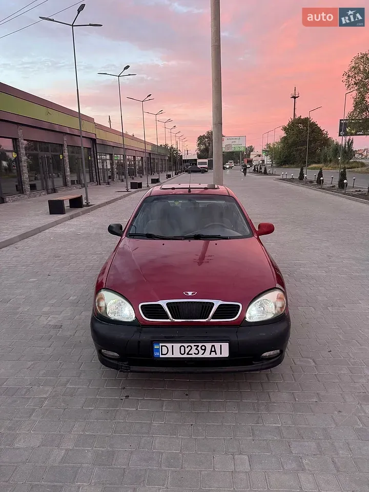 Daewoo Lanos 2003 photo 2