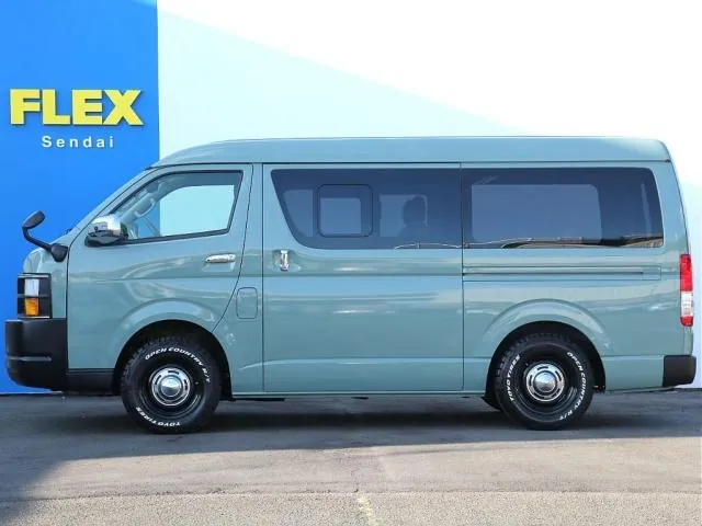 Toyota Hiace 2014 photo 5