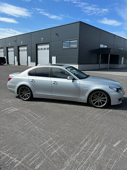 BMW 520I 2004 photo 5