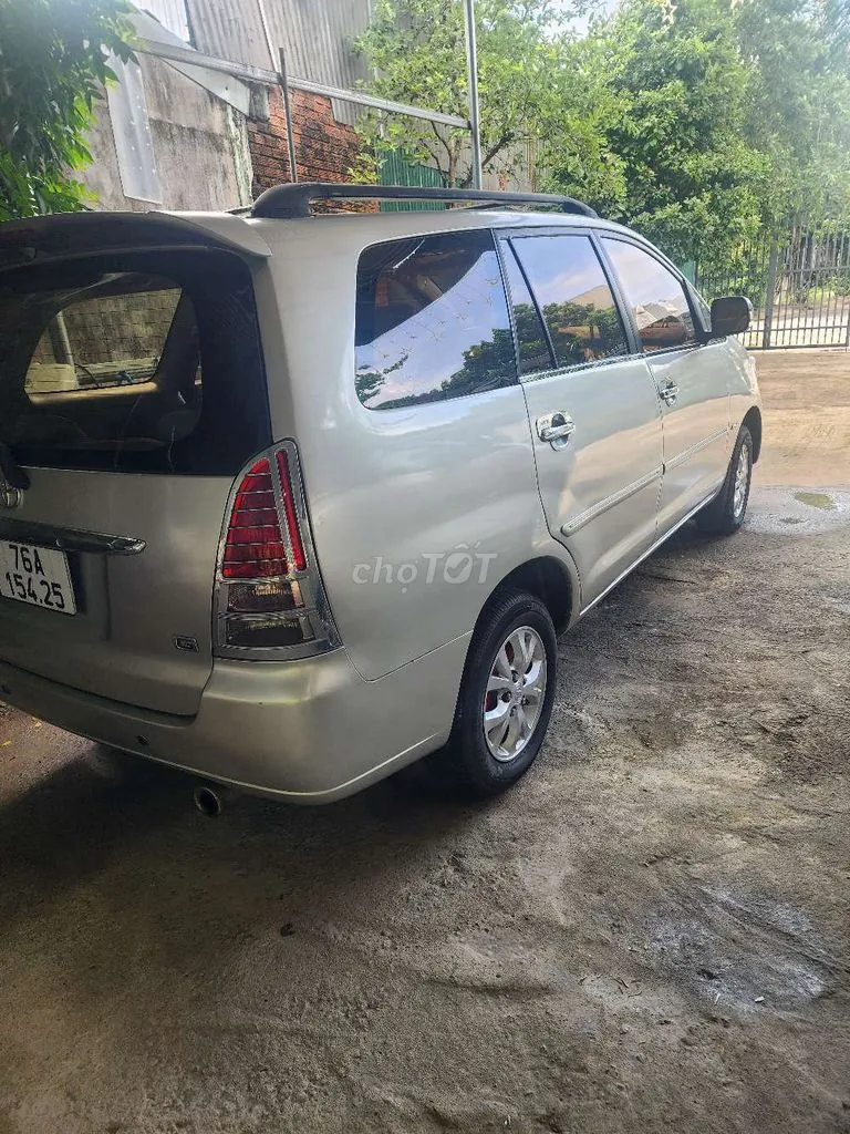 Toyota Innova 2008 photo 4