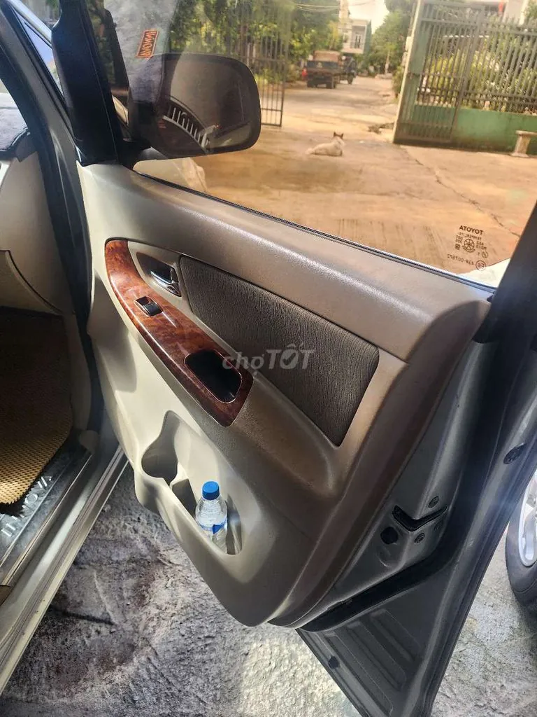 Toyota Innova 2008 photo 5