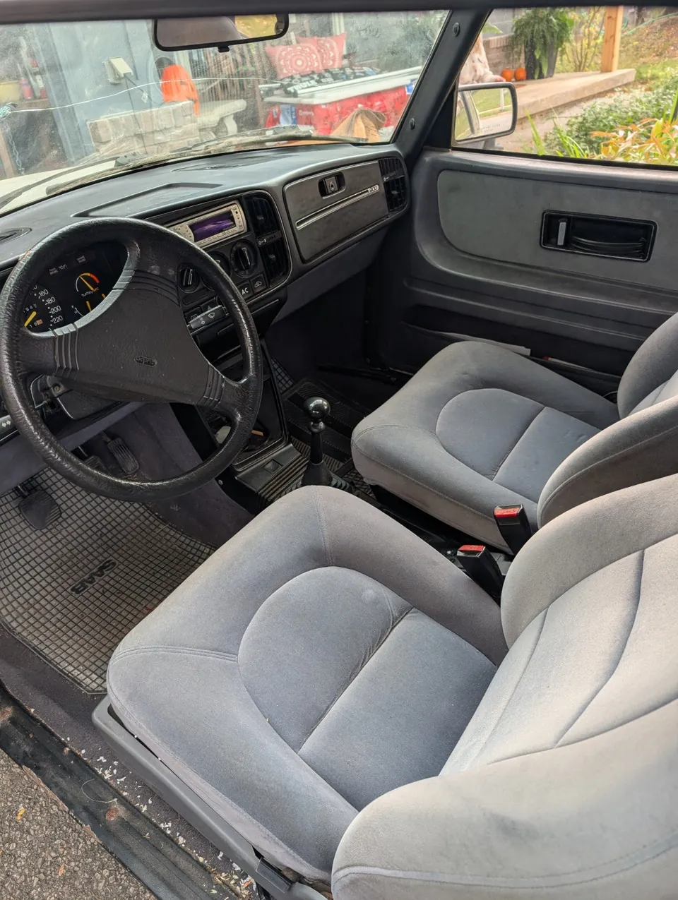 Saab 900 1984 photo 5