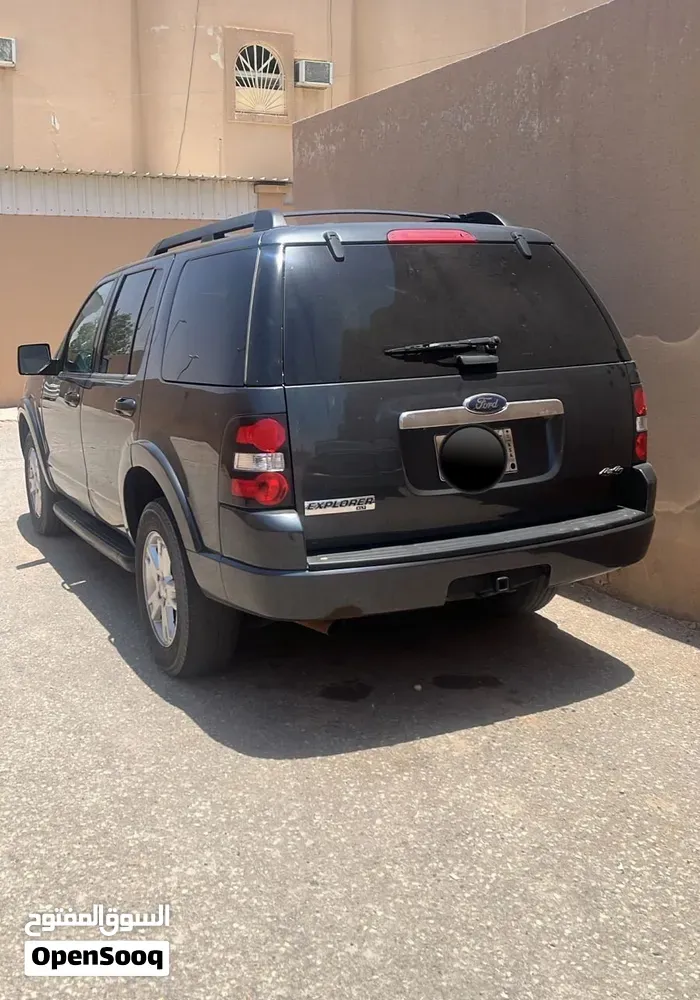 Ford Explorer 2010 photo 3
