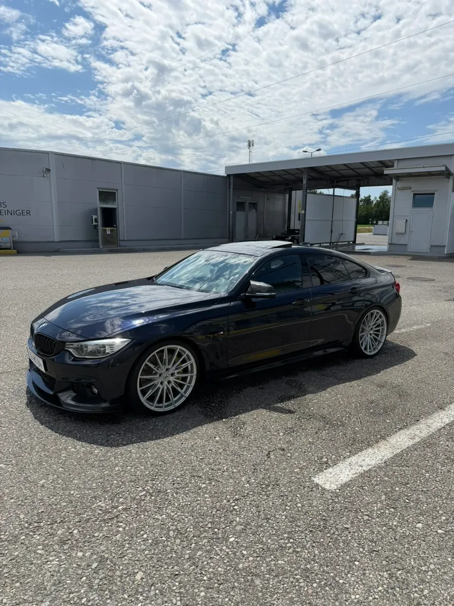 BMW 4 Series 2018 photo 2